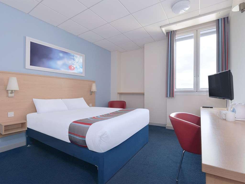 Travelodge Bristol Severn View M48 Elberton Phòng bức ảnh